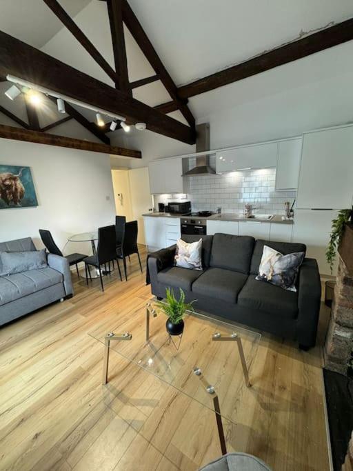 Comfy Flat For 6 In City Center Gs306 シェフィールド エクステリア 写真